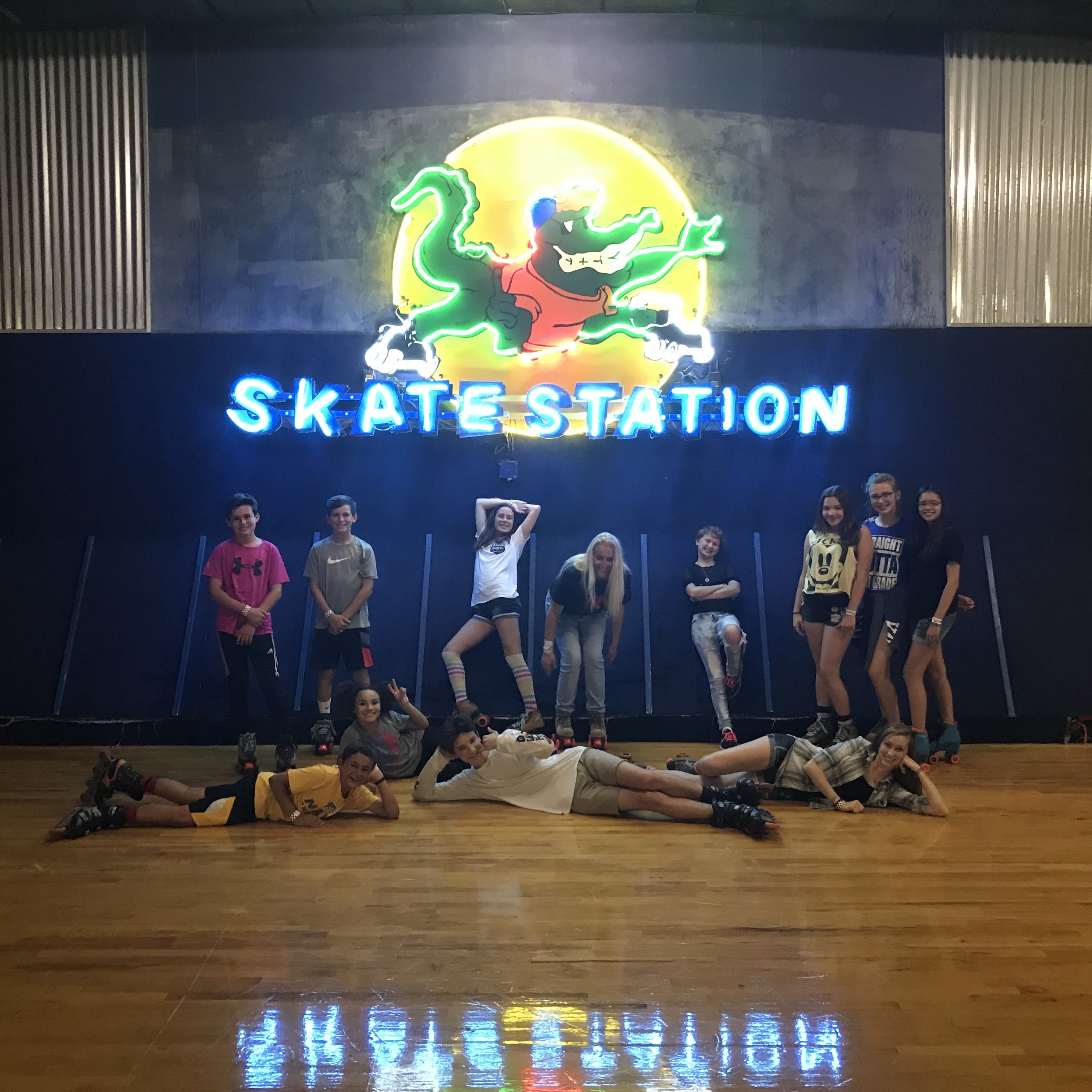 20180617 YM 6 to 8th grade skating party pic 0614_2_18_1a